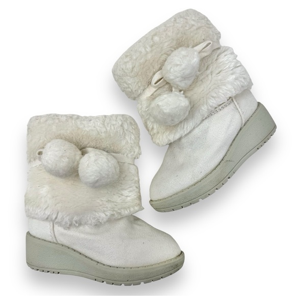 Girls CHEROKEE Furry Cuff with Pom Pom’s Faux Suede Wedge Boots White Size 7 - Picture 1 of 12